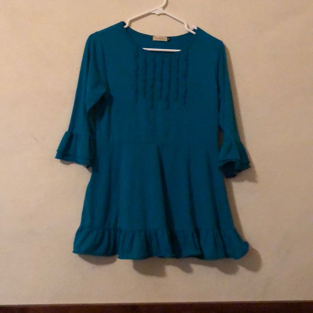 Nuggles Teal ruffle top